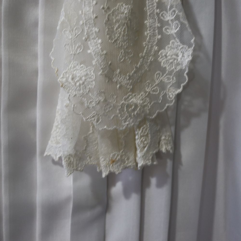 Nilani Vintage White High Neck Modest Ascot Hidden Button Pleated Blouse 11/12 - Picture 4 of 14